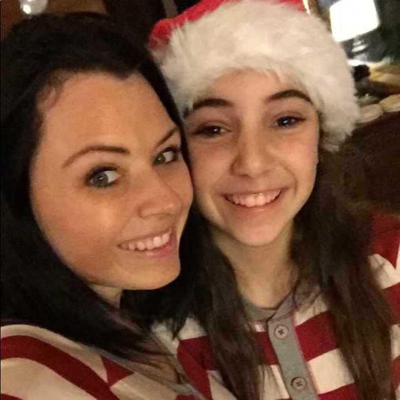 Meet your Posher, Sabrina - Picture 1 of 1